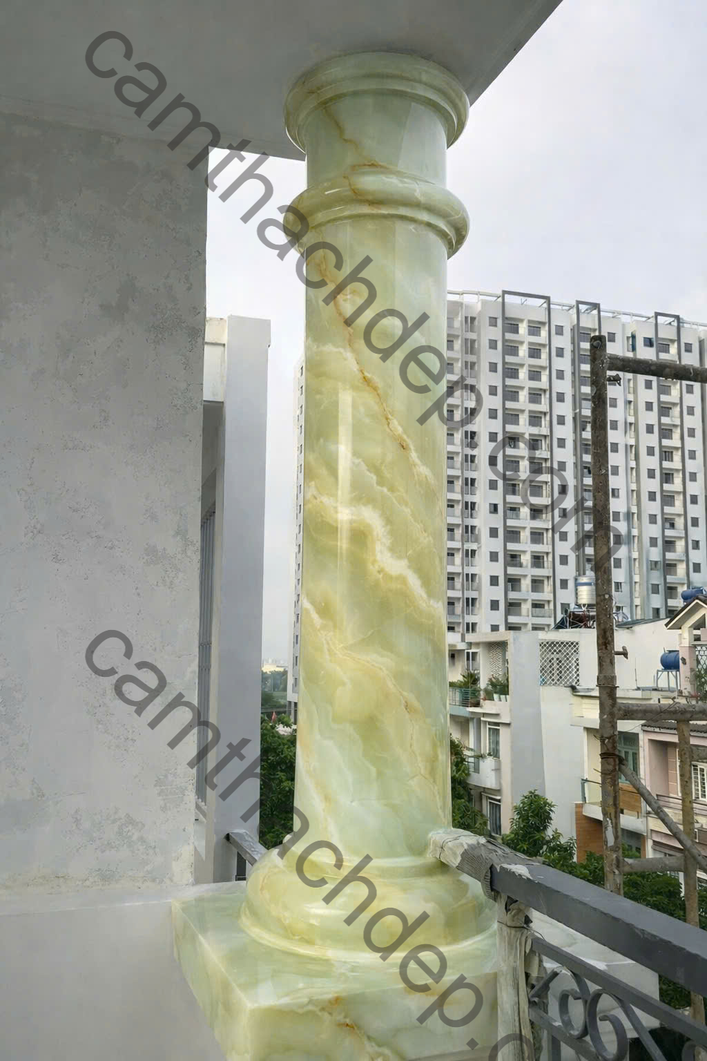Trụ cột giả đá cẩm thạch xanh ngọc